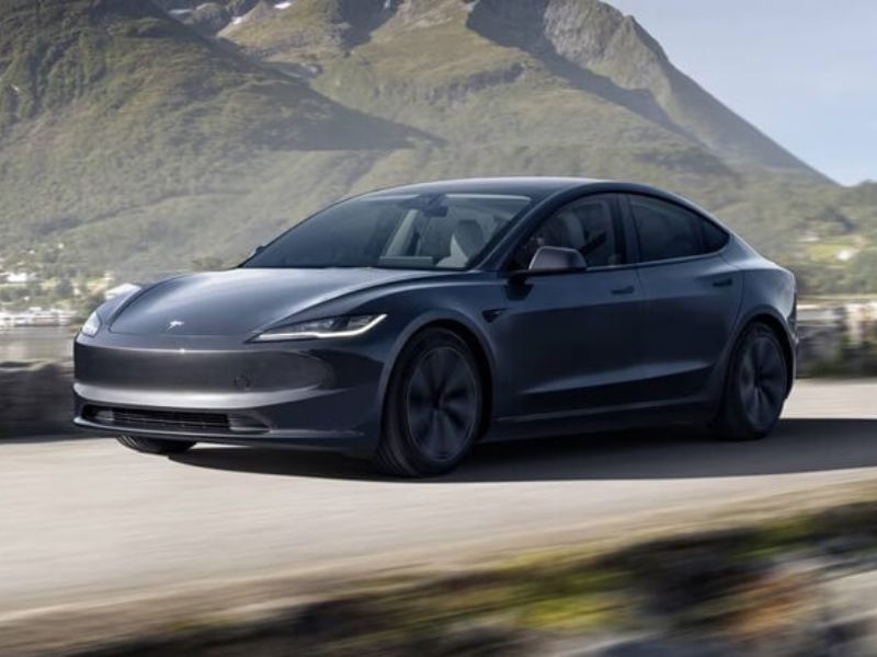 Tesla Model 3 Dành cho những khách hàng muốn tiếp cận xe điện hiện đại với mức giá phải chăng, hiệu suất cao và tính năng tiên tiến