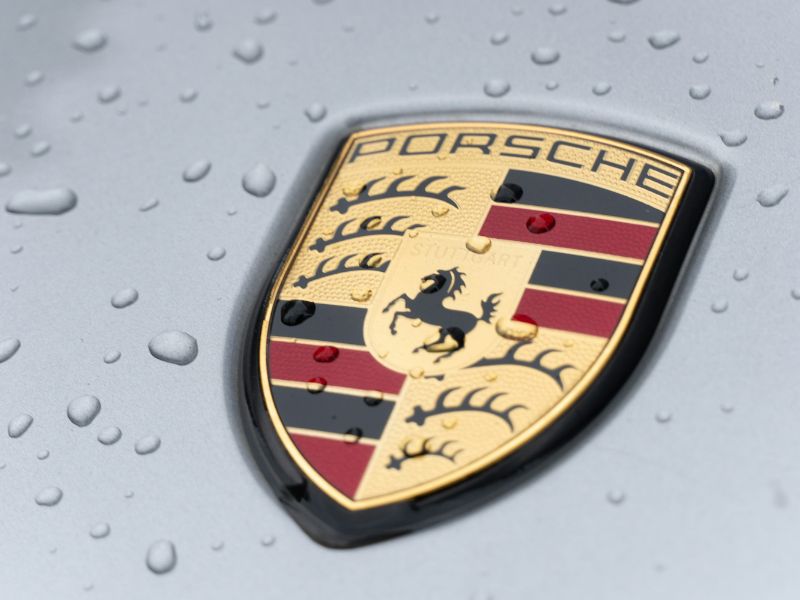 Ý nghĩa của logo Porsche