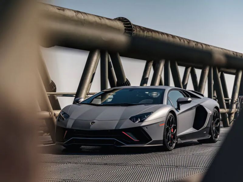 Lamborghini Aventador