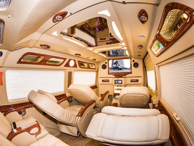 Ưu điểm khi đặt xe tại Anh Quân Transport
