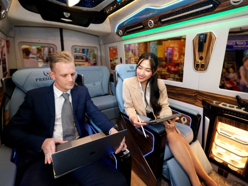 Vì sao nên chọn xe limousine Việt Trì Hà Nội nguyên xe