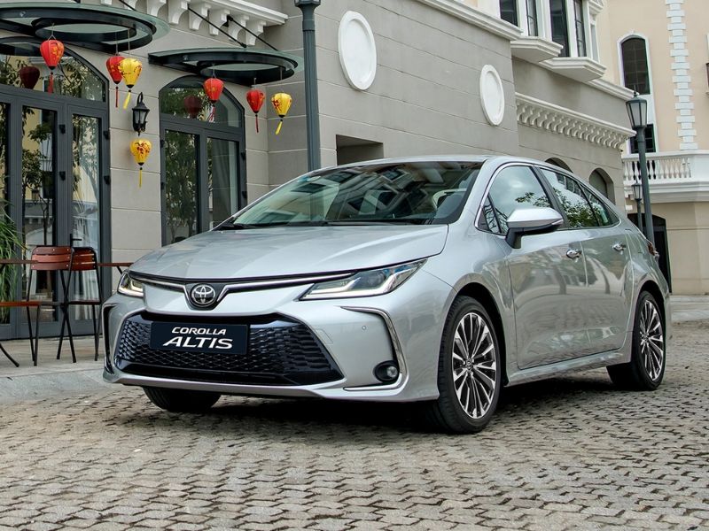 Toyota Corolla Altis Hybrid