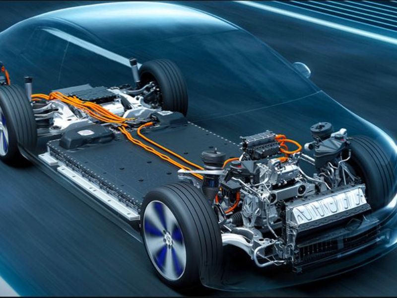 Xe Ô Tô Điện Có An Toàn Và Dễ Lái Hơn Không?