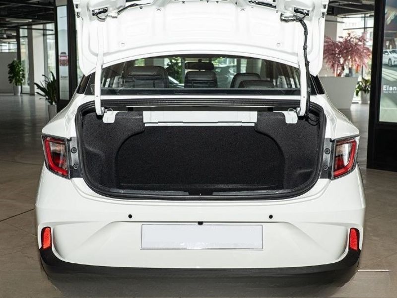 Cách mở cốp sau xe i10 khi remote hết pin hoặc xe mất điện