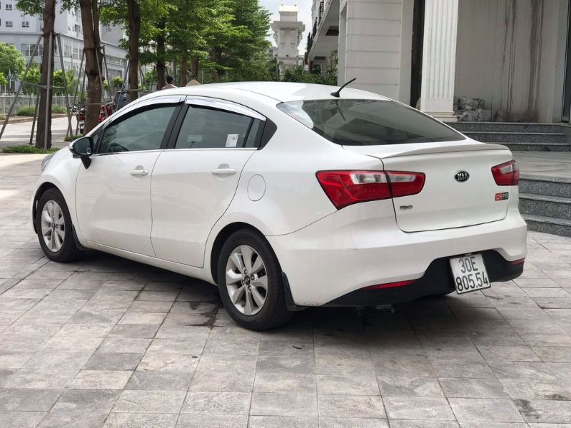 Cách Mở Cốp Xe Kia Rio Đơn Giản Cho Mọi Phiên Bản