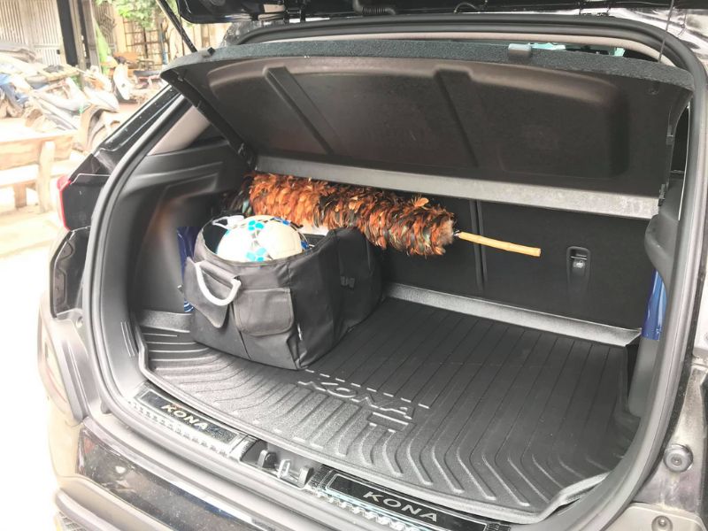 Cách mở cốp xe Kona khi cốp bị kẹt hoặc không bật lên