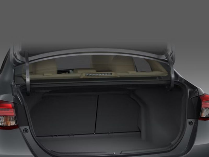 Cách mở cốp xe Vios khi xe bị khóa hoặc remote hết pin