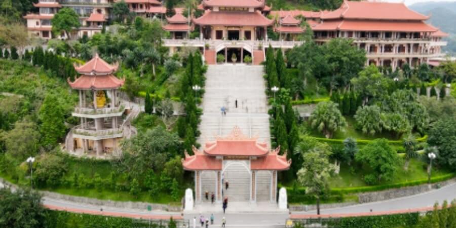 kinh nghiệm đi chùa cái bầu