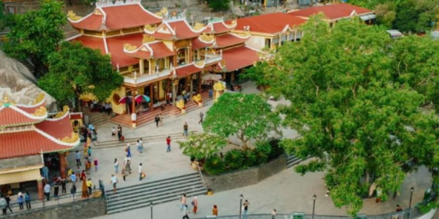kinh nghiệm đi chùa bà tây ninh