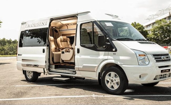 tham khảo bảng giá thuê xe limousine tại Hà Nội