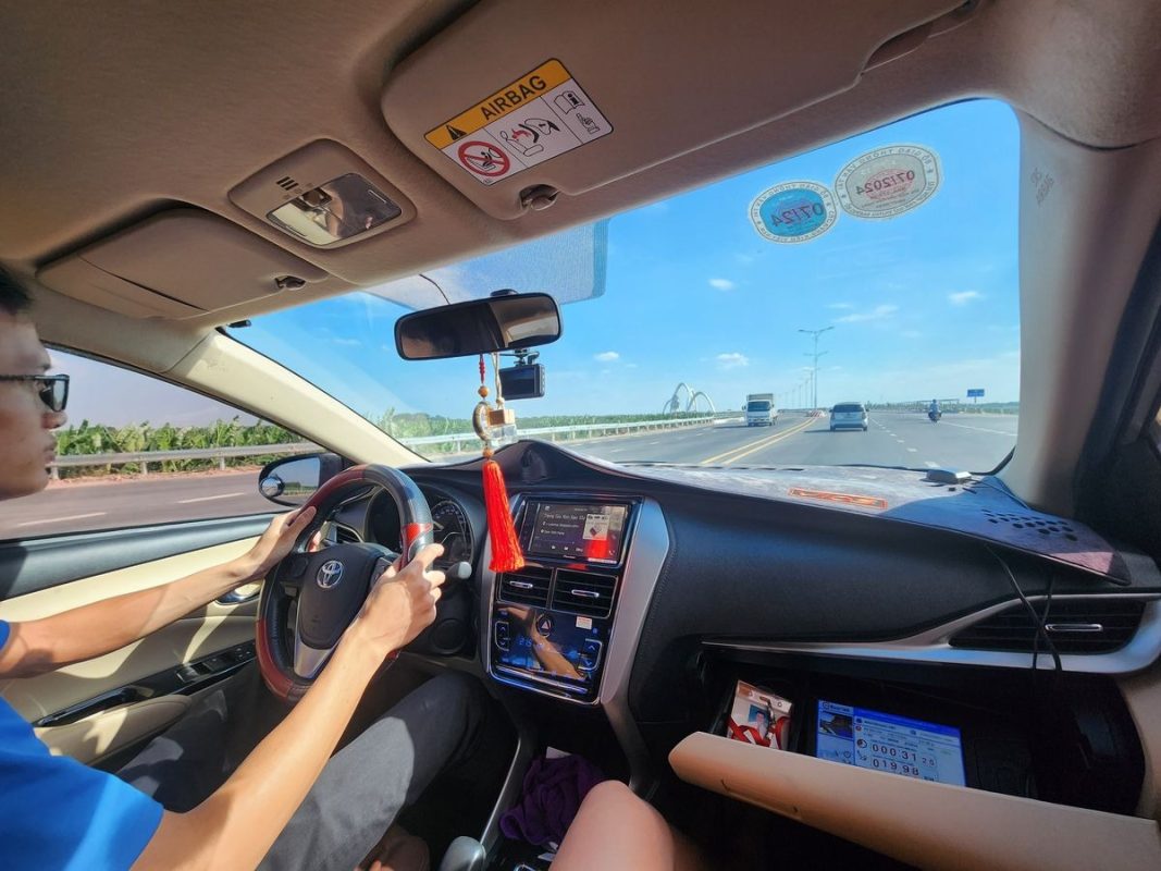 top dịch vụ thuê xe limousine hà nội